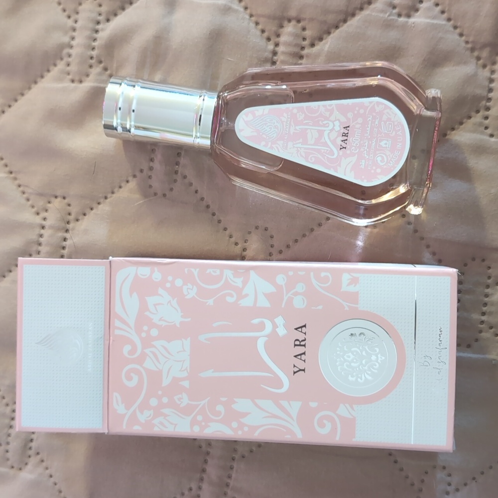 Yara Pink Body Oil by Lattafa